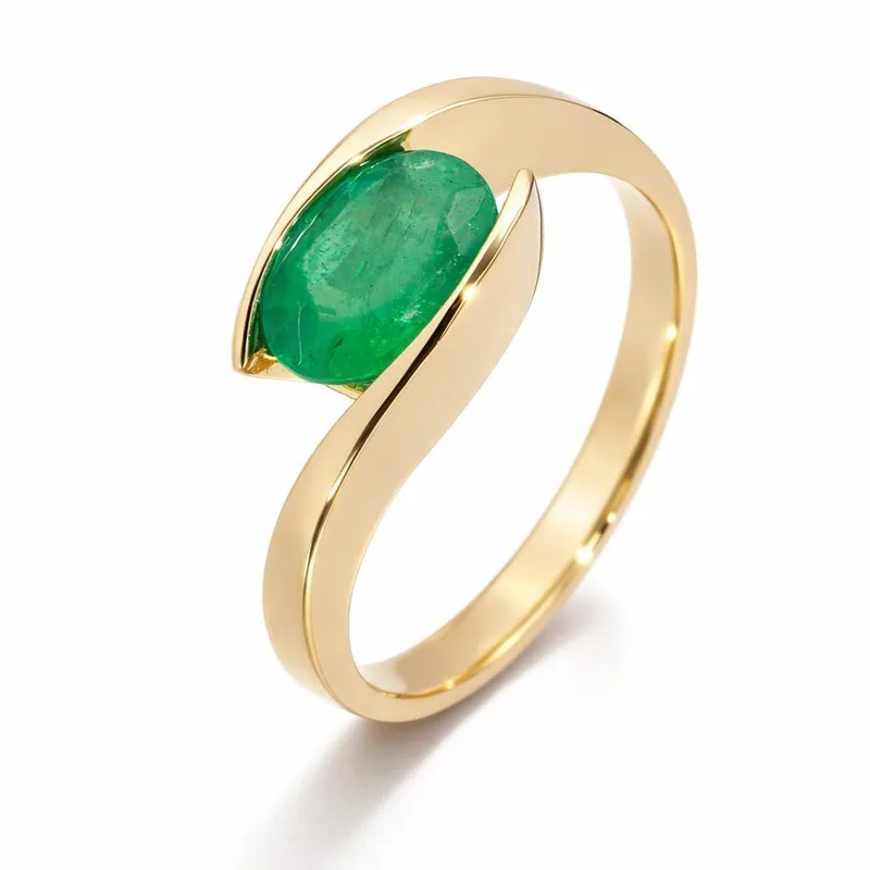 Bague Moderne Or Jaune 750 Emeraude Ovale 8x6mm